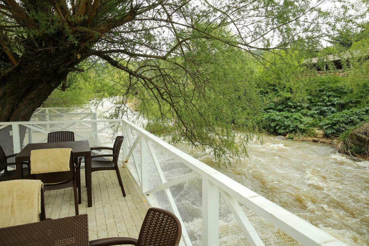 Chalet Dilijan Hotel & Restauarant Экстерьер фото